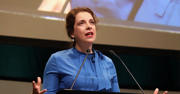 4 . 7 million Australian social media accounts removed after ban