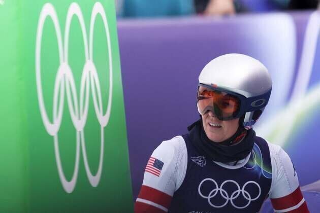 Lindsey Vonn comes home, "long and painful" rehab ahead