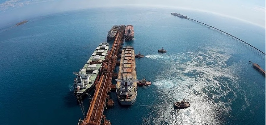 Primeiro embarque de minério de ferro de Simandou