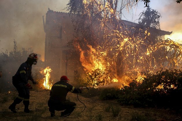 Wildfire Rages on Greek Island of Evia, Smoke Reaches Athens