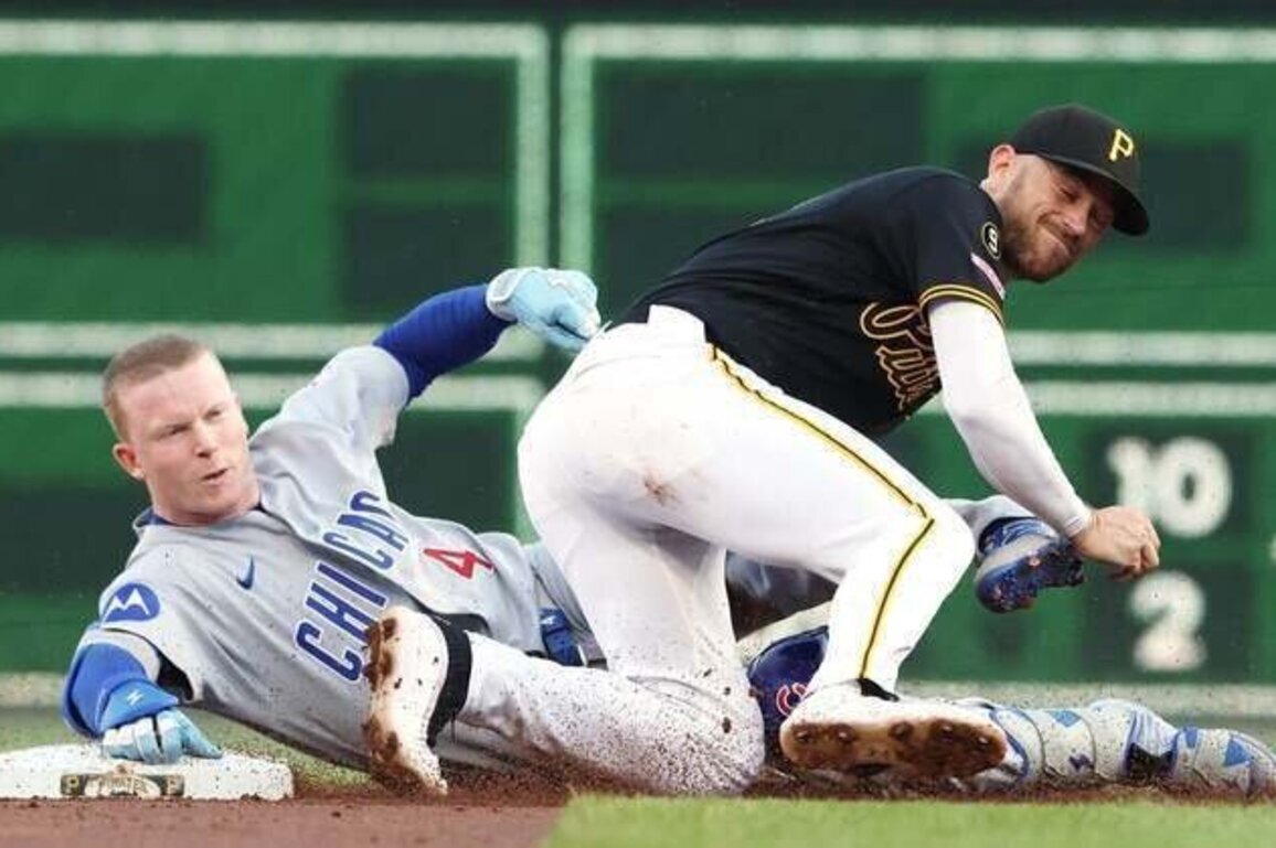 Ian Happ, Cubs down Paul Skenes, Pirates for series split