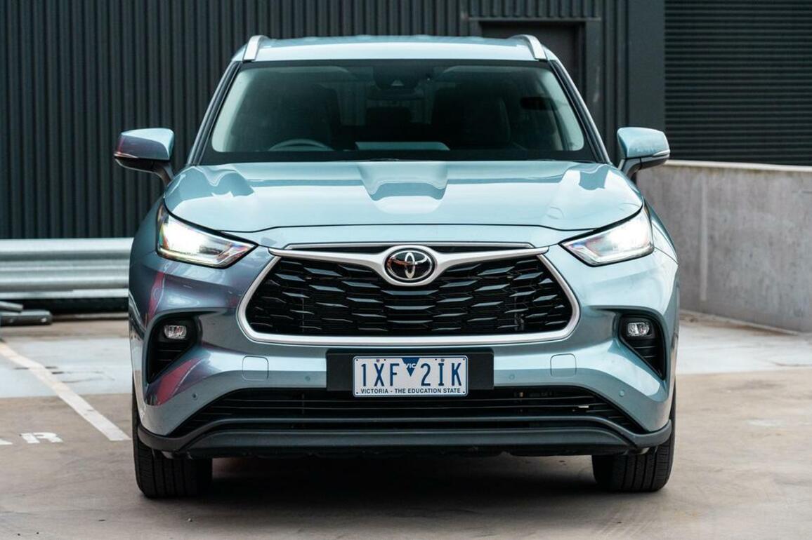 Toyota Kluger to gain range-extender EV option in China