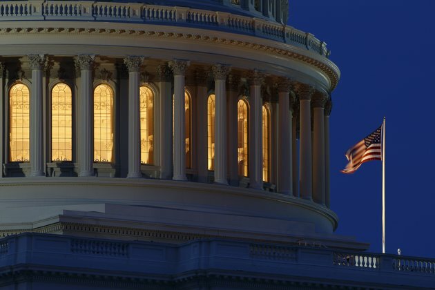 Bipartisan Shrug as US Budget Deficit Nears $1 Trillion