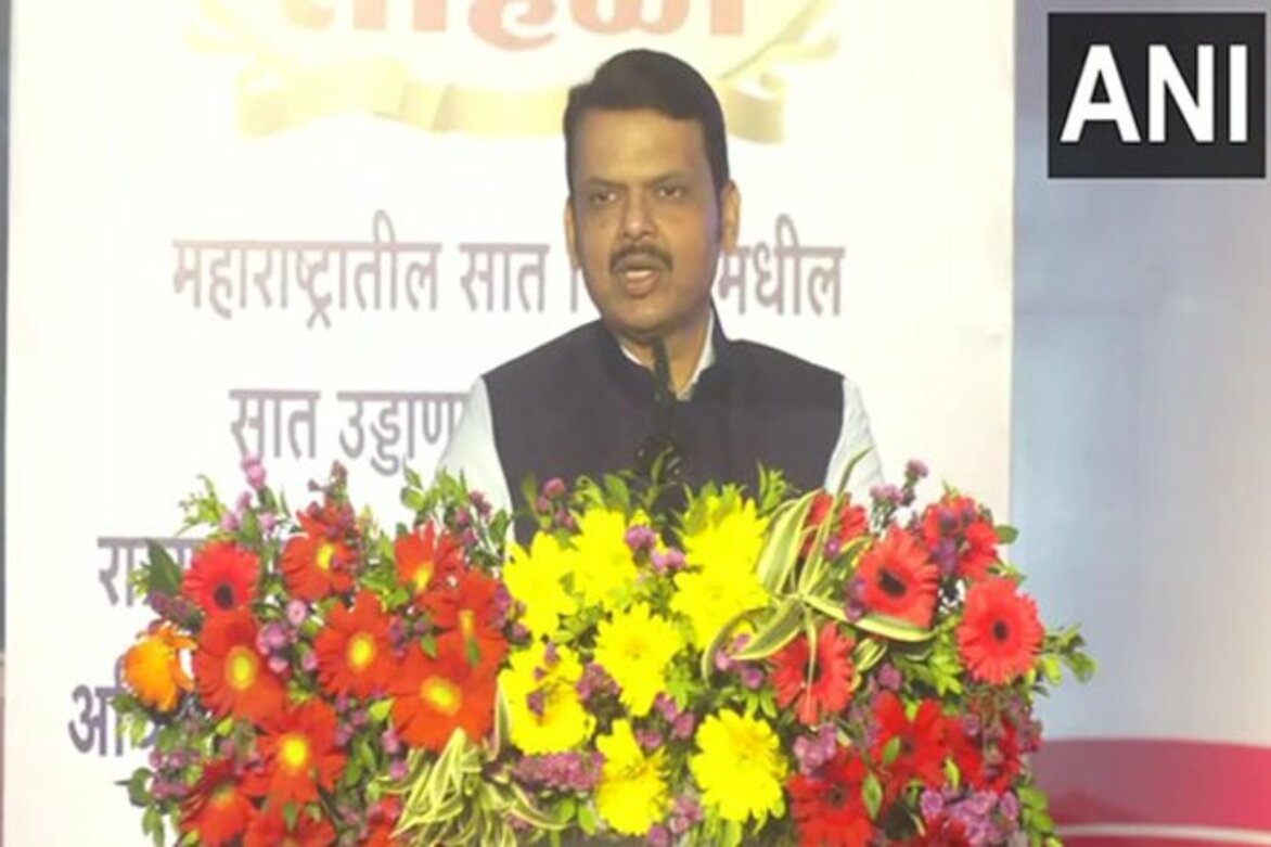 Maharashtra CM Devendra Fadnavis inaugurates 7 new flyovers in state