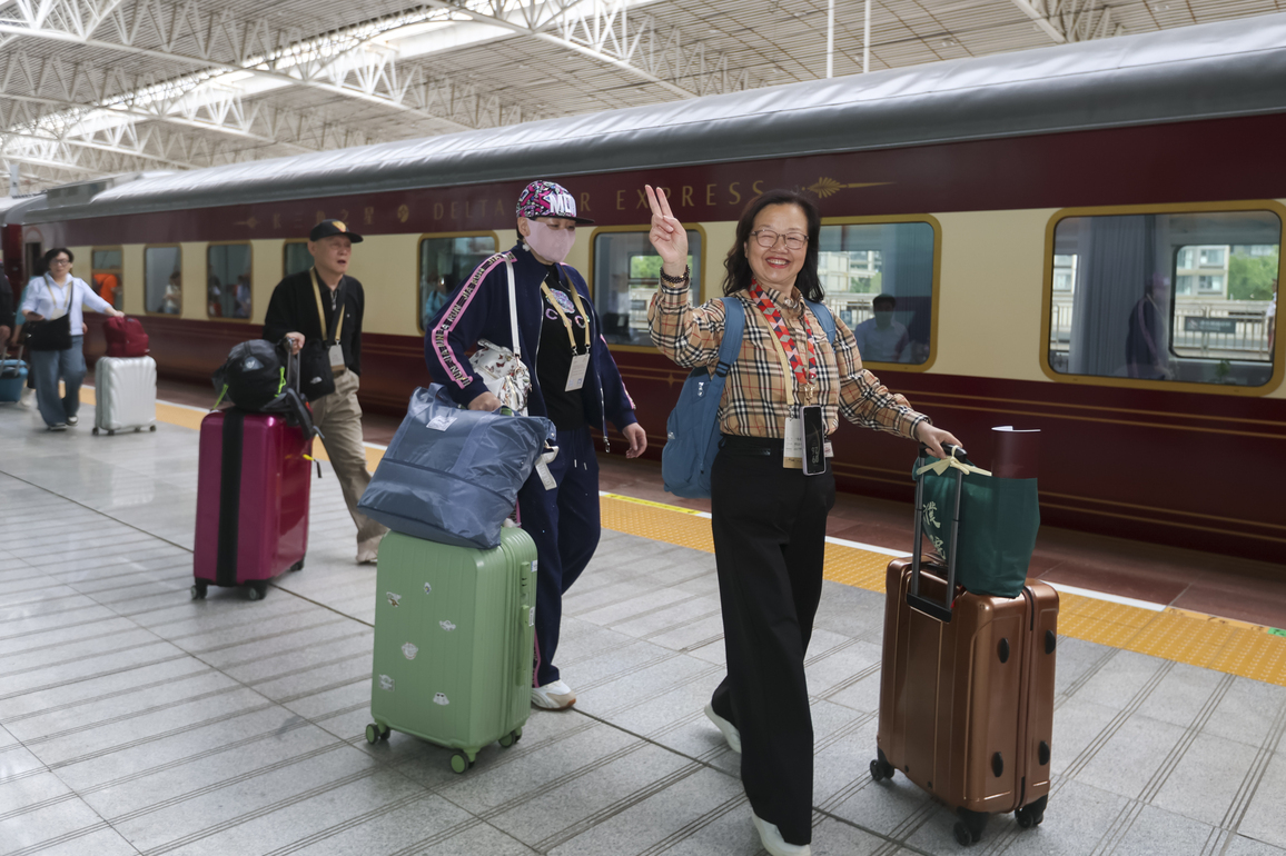 CHINA-SHANGHAI-DELTA STAR EXPRESS-TOURIST TRAIN-LAUNCH (CN)
