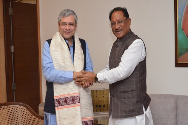 Chhattisgarh CM meets Railway Minister Vaishnaw; discusses strengthening rail connectivity