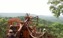 Canyon drilling Cameroon bauxite ground