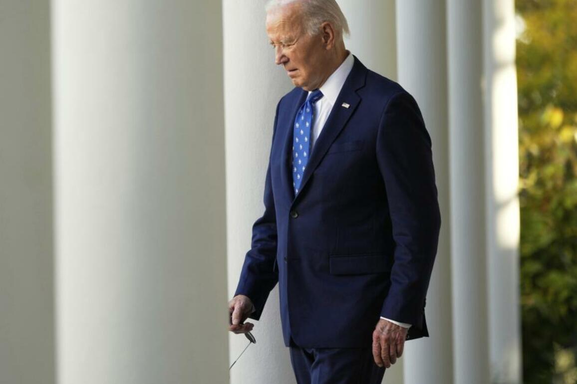 Villaraigosa blasts Harris and Becerra for not speaking out about Biden's decline
