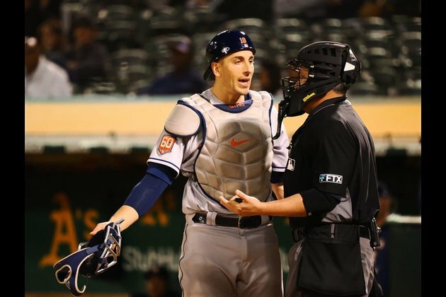 Astros place C Jason Castro (knee) on 10-day IL