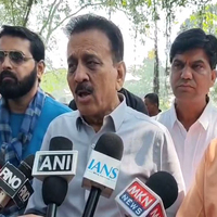 "Trees can't be cut down forcefully": Maharashtra Water Minister Girish Mahajan Nashik protest