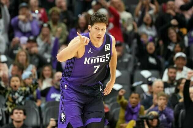 Report: Kings re-sign F Doug McDermott for 2025-26
