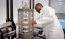  Dr Arsène Mango, laboratory engineer at Fugro, sets up a cyclic triaxial test to measure critical soil parameters for offshore wind farm foundation design