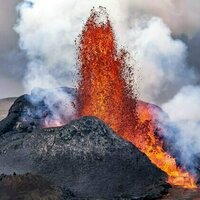 A volcano or a meteorite? New evidence sheds light on puzzling discovery in Greenland's ice sheet