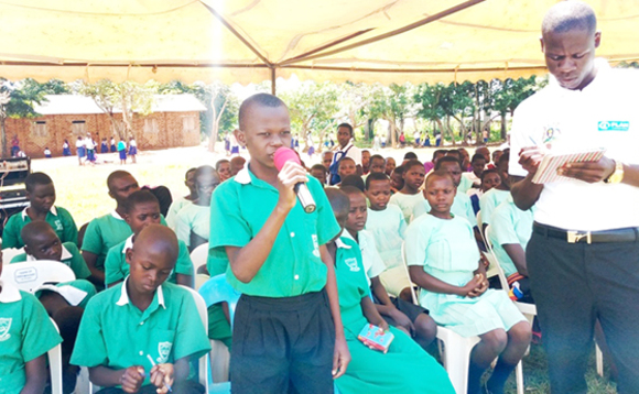 Abayizi nga baliko ensonga ze bategeeza Omubaka eyakiikiridde sipiika Kadaga Abayizi nga baliko ensonga ze bategeeza Omubaka eyakiikiridde sipiika Kadaga