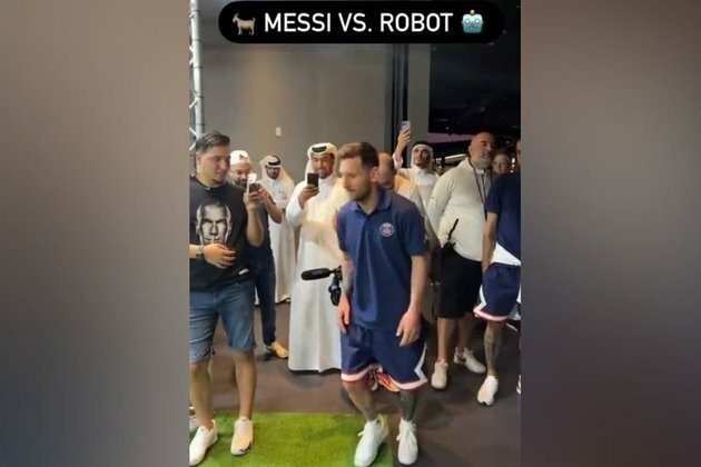 Messi penalty saved by robot goalkeeper