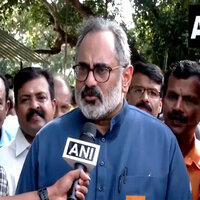H-1B fee hike "not smart idea for US economy," says BJP leader Rajeev Chandrasekhar