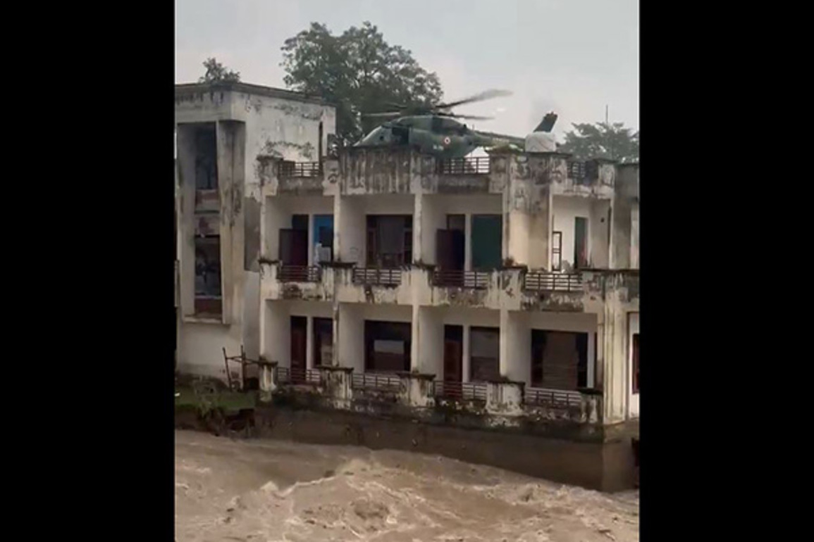 Indian Army rescues 22 CRPF personnel, 3 civilians stranded on dam in Punjab flood
