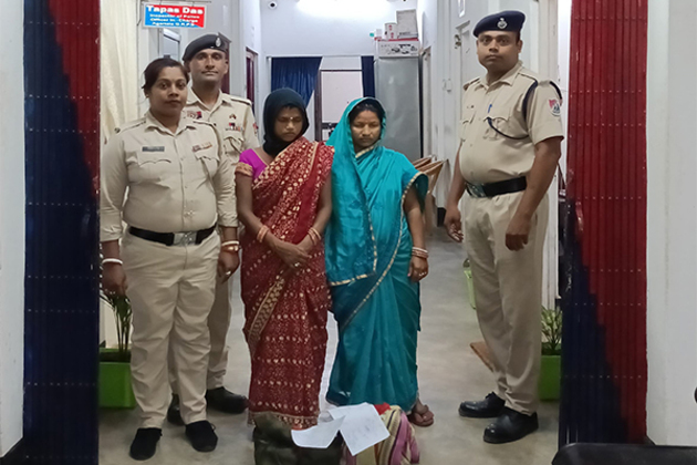 Tripura: Two drug peddlers nabbed with over 4 kg of cannabis at Agartala Railway station