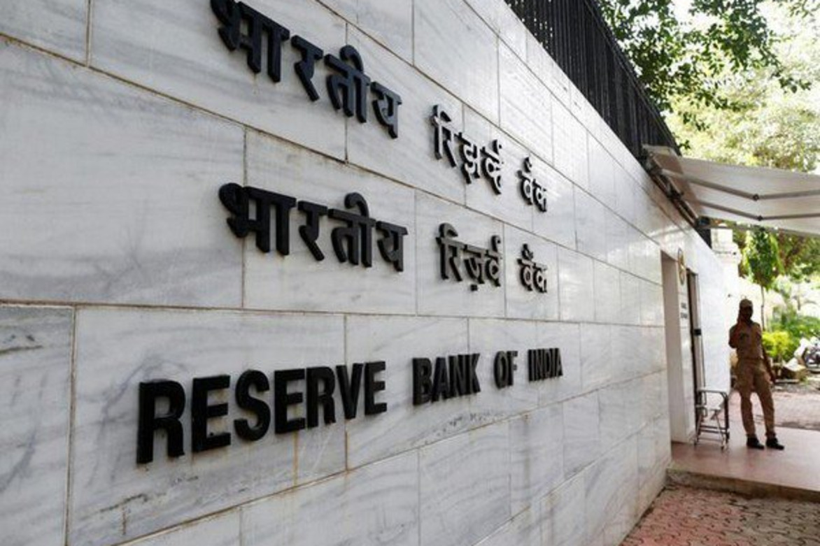 RBI announces reissue of two Govt securities worth Rs 32000 crore