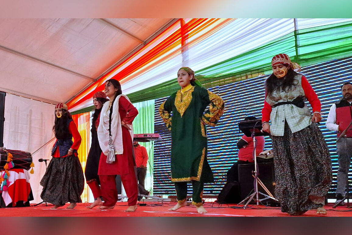 Snow, song and culture: Thousands flock to J-K's Sarthal for Winter Festival
