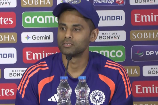 Indian skipper Suryakumar attempts to replicate Usman Tariq's action in nets ahead of T20 WC clash against Pakistan