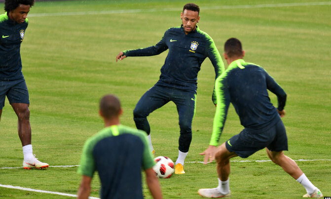 Brazil and France target World Cup semi-finals Brazil and France target World Cup semi-finals