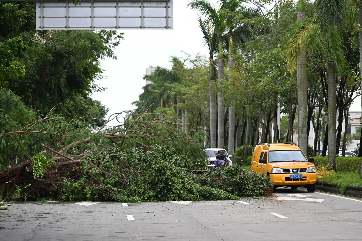 CHINA-GUANGDONG-TYPHOON RAGASA-RESPONSE (CN)