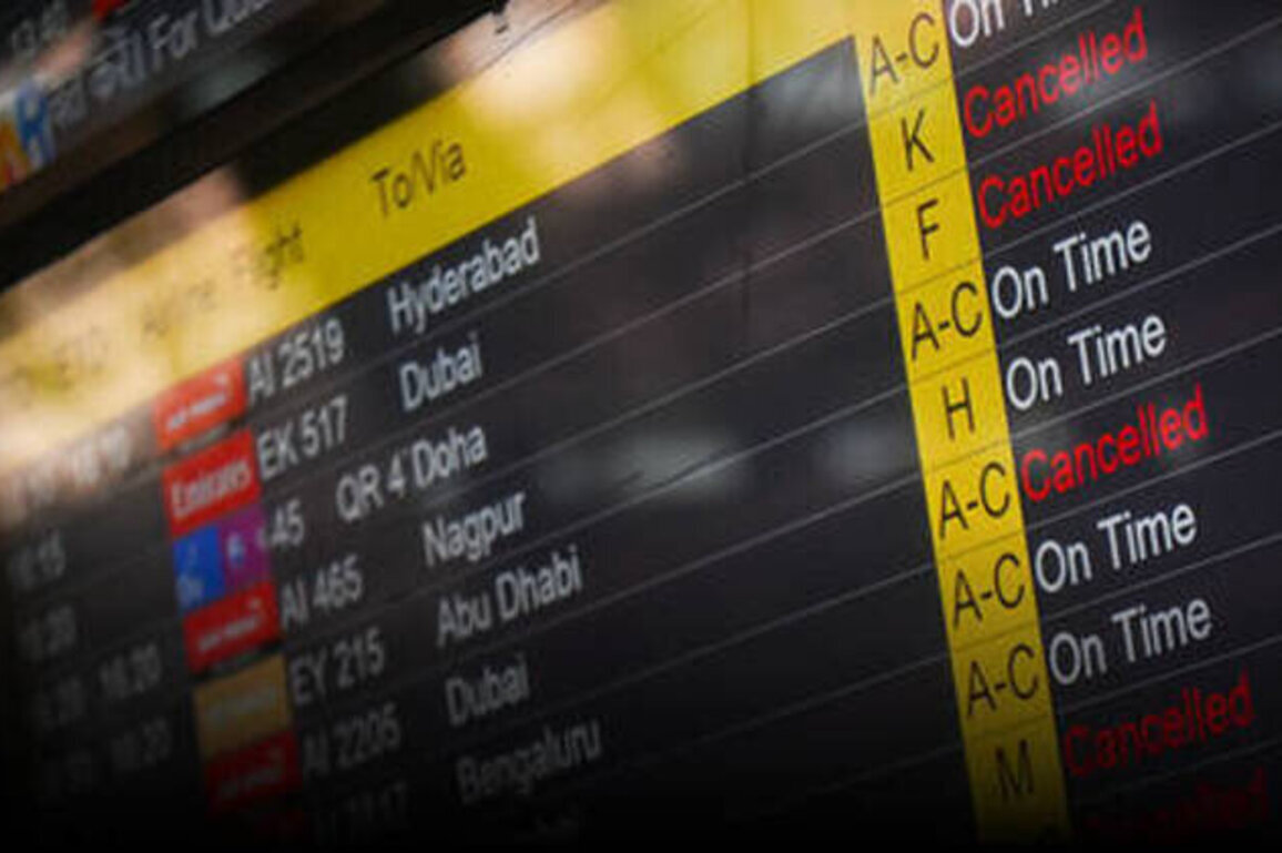 Middle East travel chaos strands hundreds of thousands (VIDEOS)