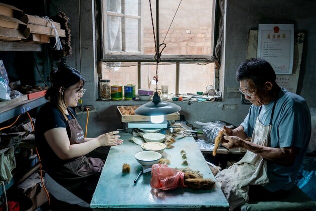 CHINA-HEBEI-HENGSHUI-WRITING BRUSH-YOUNG INHERITOR (CN)