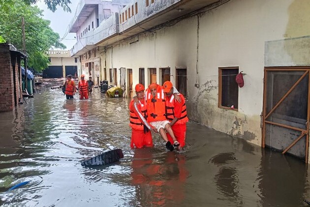 Punjab govt intensifies rescue, relief operations amid heavy rainfall