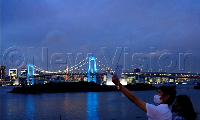 Japan city aims to ban phone use while walking Japan city aims to ban phone use while walking