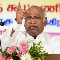 Mallikarjun Kharge calls fuel price hike "Modi-govt-made crisis," alleges leadership failure amid West Asia conflict
