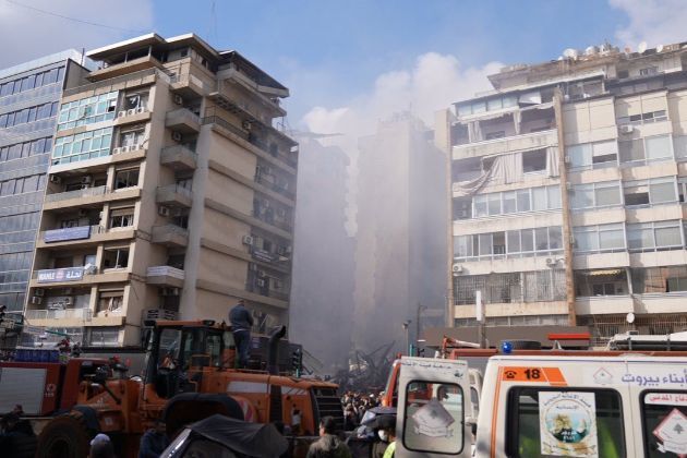 Israeli bombardment of Lebanon threatens ceasefire, talks