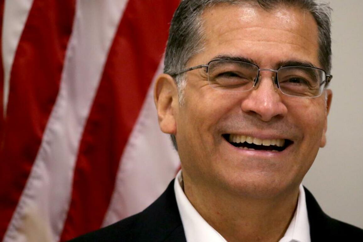 Ex-federal health chief Xavier Becerra to run for California governor