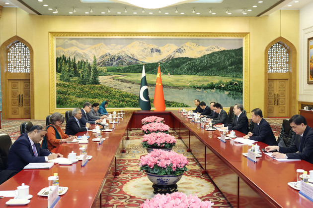 CHINA-BEIJING-DING XUEXIANG-PAKISTANI DEPUTY PM-MEETING (CN)