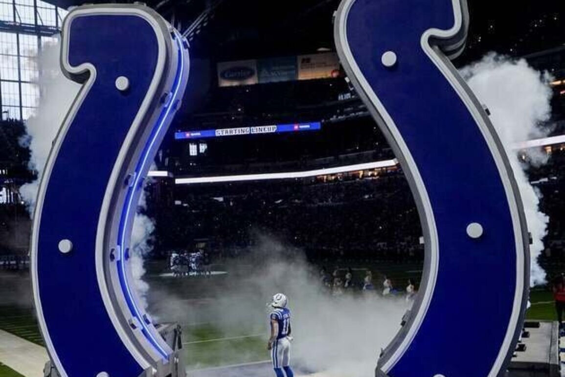 Reports: Colts ship WR Michael Pittman Jr. to Steelers