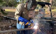  Gasless MIG welding