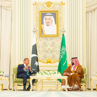 Saudi Arabia, Pakistan ink defence agreement stating 'attack on either to be considered attack on both'
