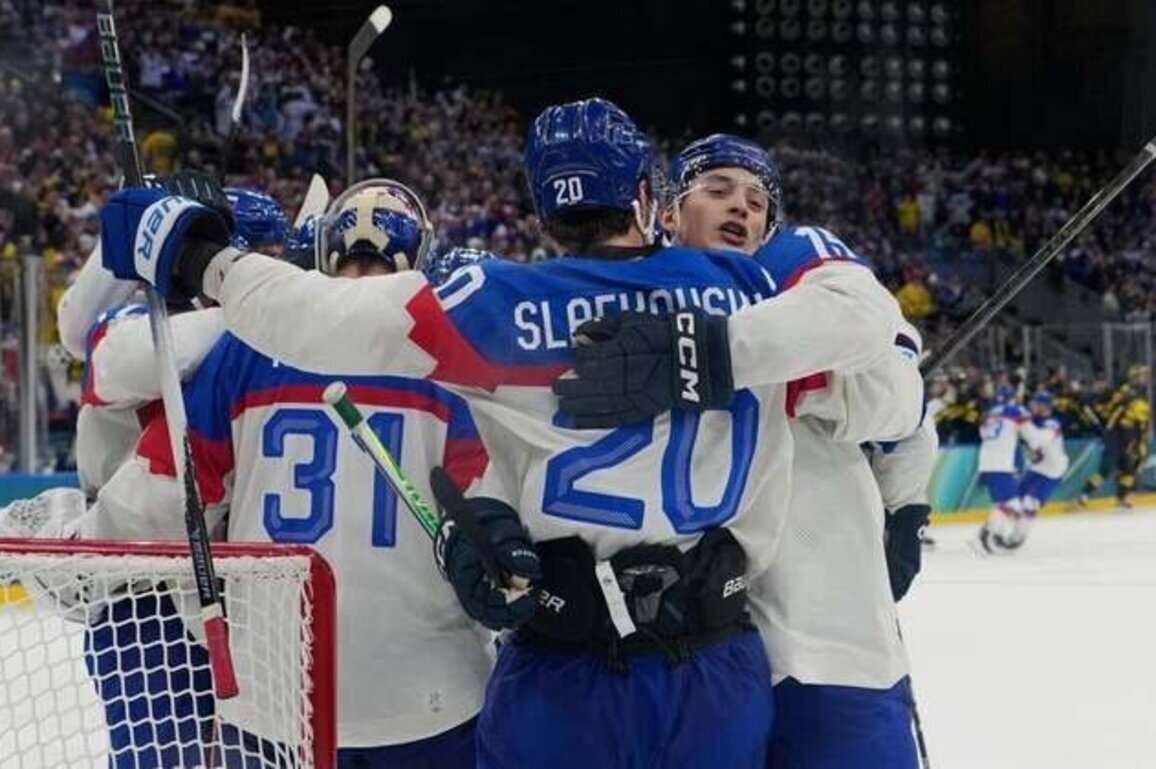 Men's hockey roundup: Slovakia wins Group B despite loss to Sweden