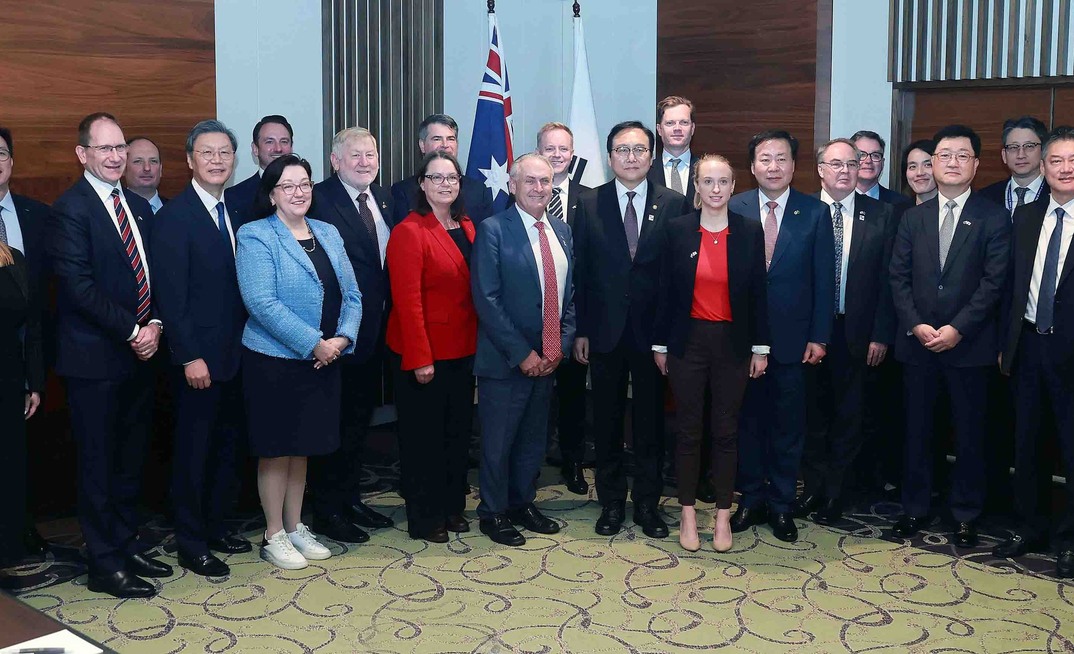 Minister for Trade Inkyo Cheong attended the Critical Minerals Roundtable on September 3 in Perth with the participation of Australia’s Trade and Tourism Minister Don Farrell, Minister for Resources and Minister for Northern Australia Madeleine King, and the Federation of Korean Industries (FKI) Vice Chairman Kim Chang-beom and gave an opening message. Credit: Facebook