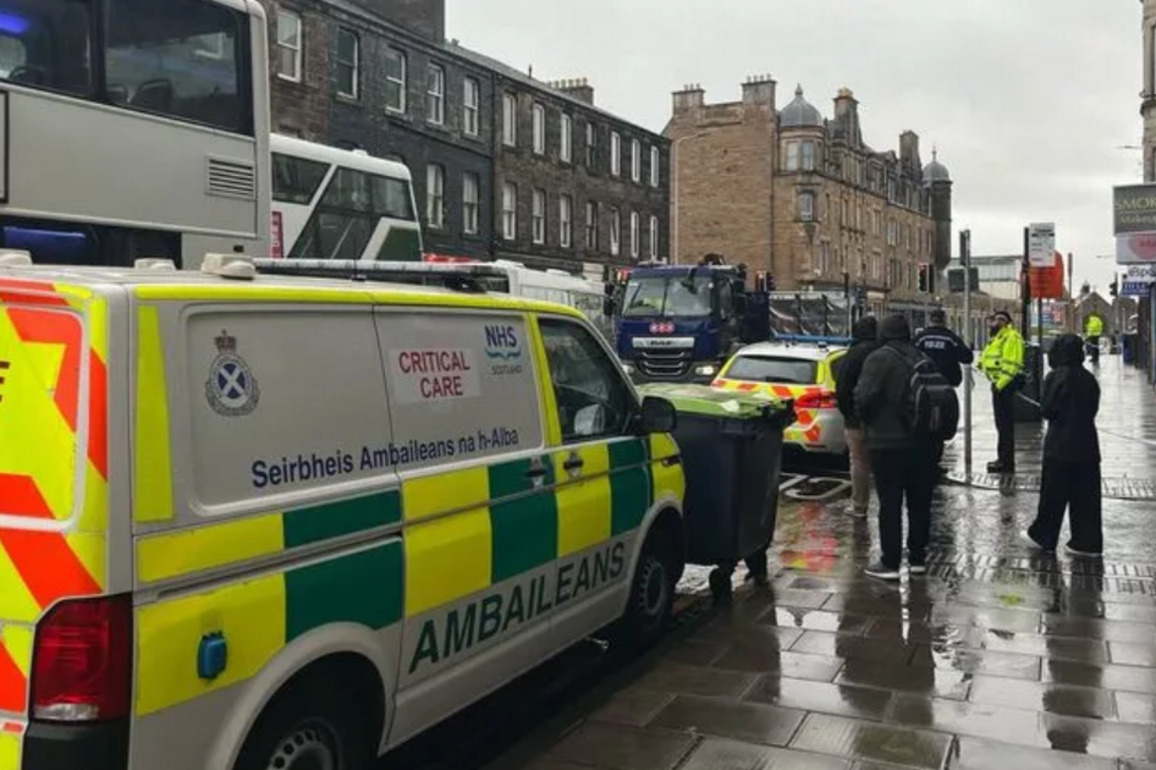 Man 'stabbed' in early hours attack as police tape off Edinburgh road