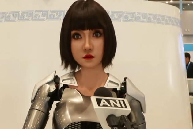 Tianjin: Humanoid AI robot Xiao He to assist media personnel at SCO Summit