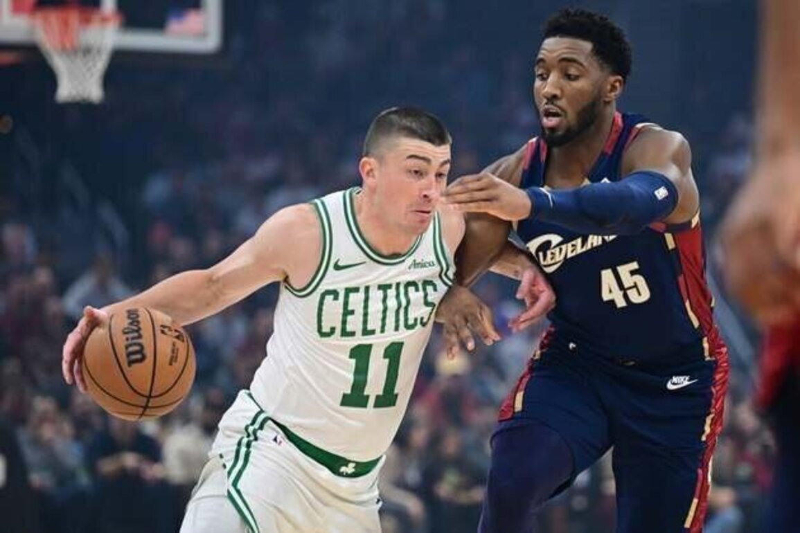 Payton Pritchard's season-high 42 helps Celtics hold off Cavaliers