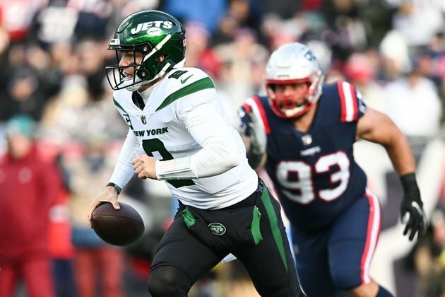 Robert Saleh: Jets yet to decide QB1 after Zach Wilson clunker