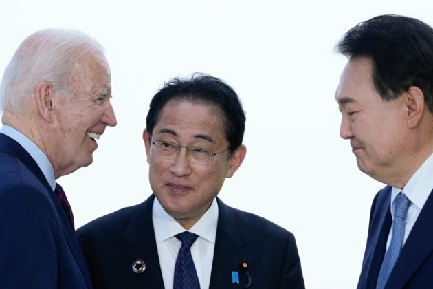 Biden Meets Yoon, Kishida to Counter North Korea, China