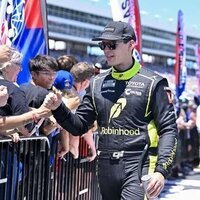 Corey Heim holds off Kaden Honeycutt to win Truck race at Michigan
