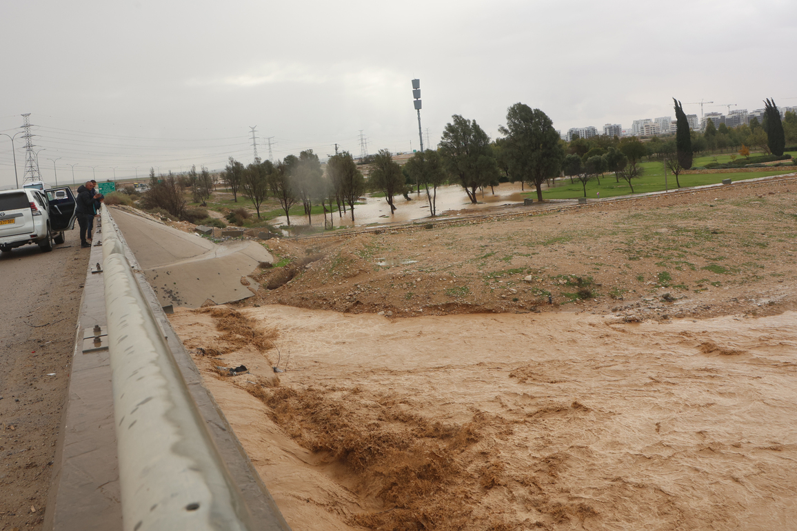 ISRAEL-WINTER STORM-FLOODING