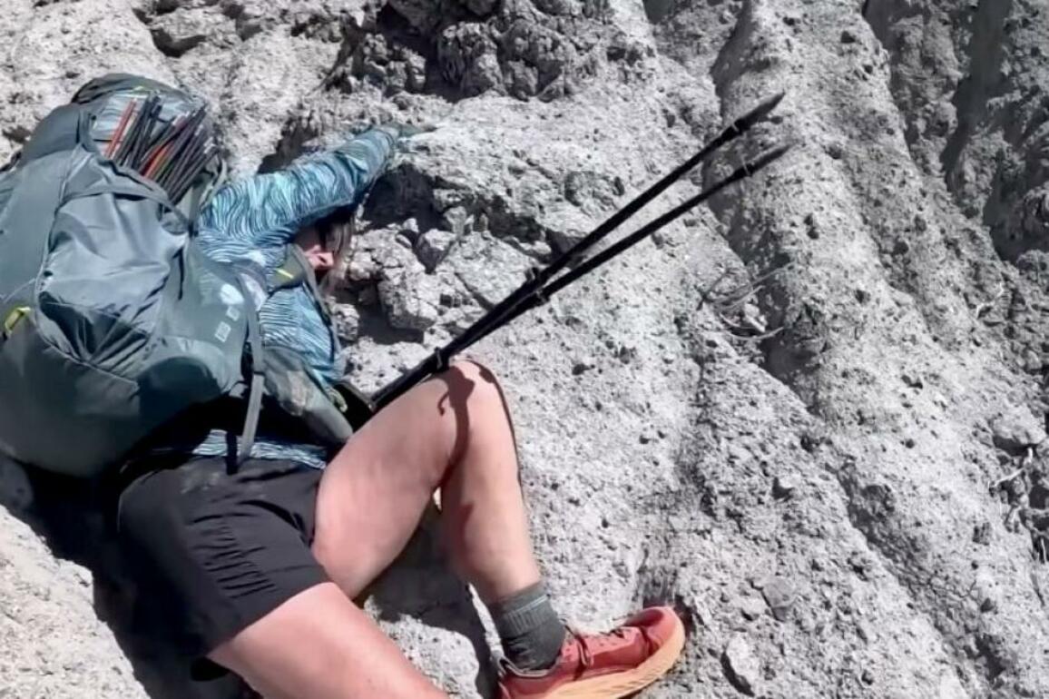 Rescue video shows hiker clinging to a cliff on Pacific Crest Trail