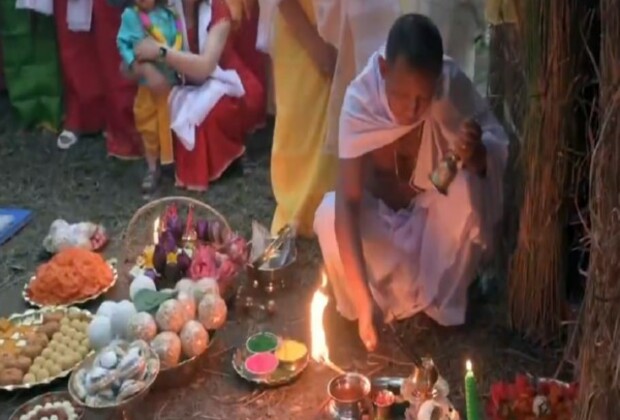 Manipur: 'Yaoshang' festival celebrates culture, colours in Imphal