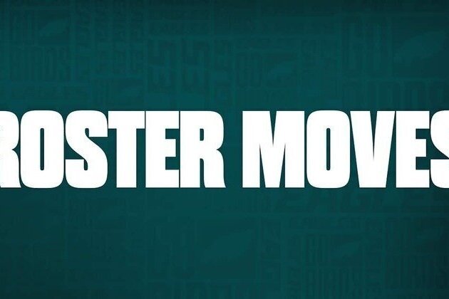 Eagles sign 13 players to the practice squad 